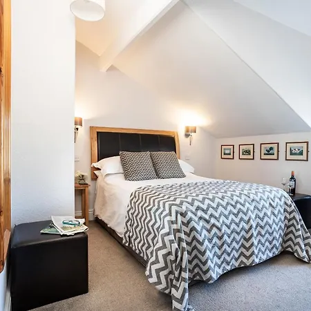 בית הארחה Norwood House אמבלסייד