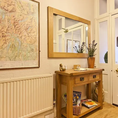 בית הארחה Norwood House 4*